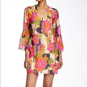 Trina Turk Dresses - Trina Turk Bell Sleeved Floral Dress Trina Turk Dresses - Trina Turk Bell Sleeved Floral Dress